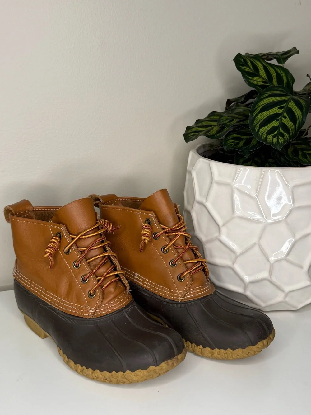 L.L.Bean Bean Boots Women’s 7M Made in Maine Brown Tan Leather Duck Rain Boots Y